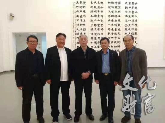 818756599_副本.jpg